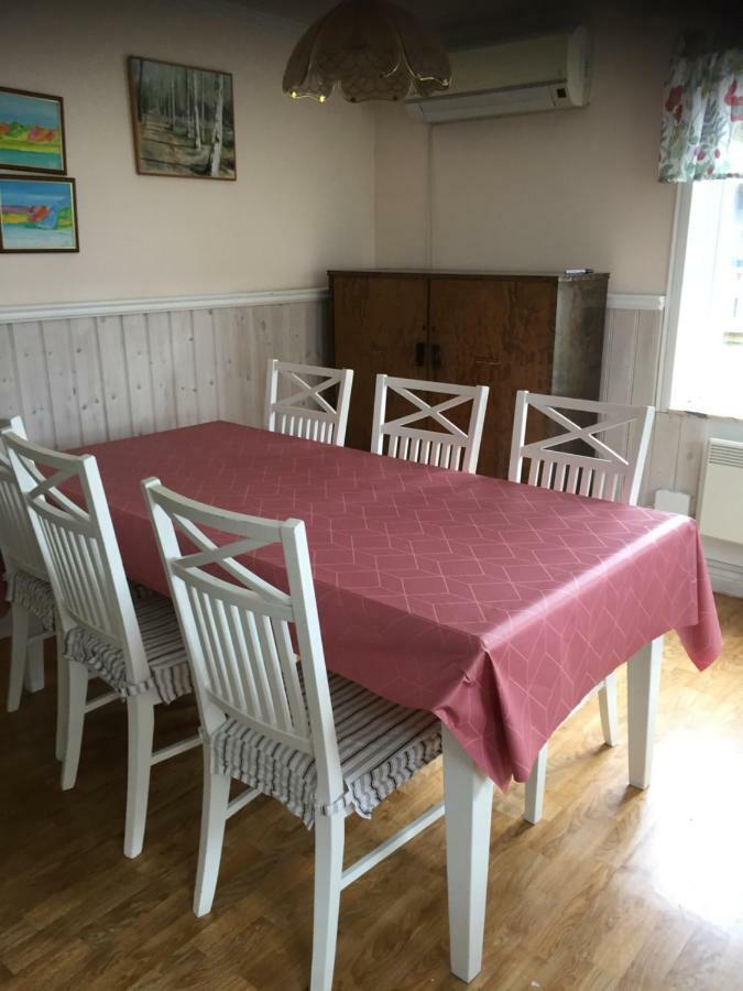 Enecopia Bed & Breakfast Enkoping Luaran gambar